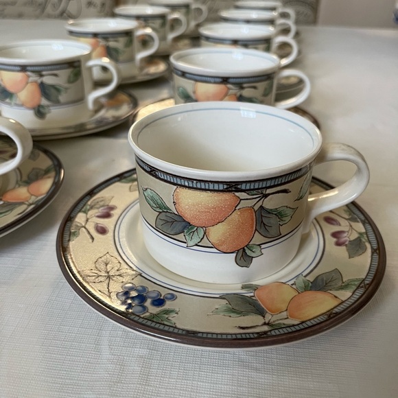 Mikasa Garden Harvest Intaglio Stoneware Tea Cup & Saucer Sets (10 sets). - Picture 6 of 8